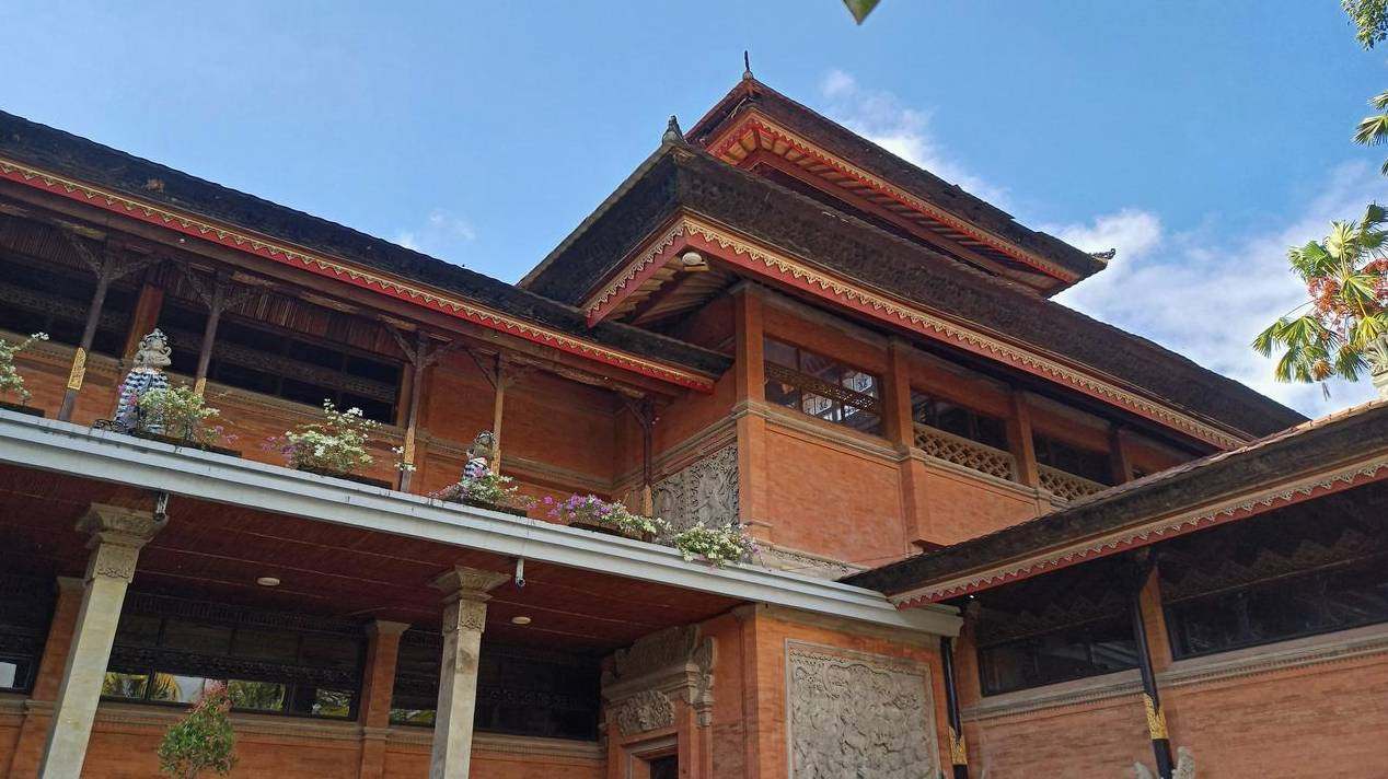 Maalattu olohuone